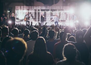 websites like mediatakeout