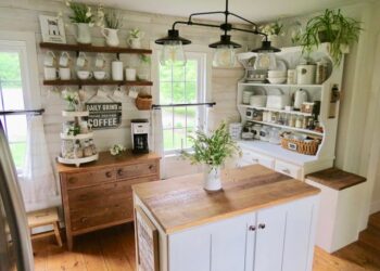 Budget-Friendly Senior Table Ideas